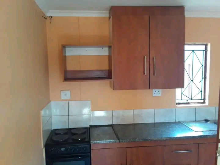 One bedroom en-suite to let - ext 16

r2 90  in Protea Glen