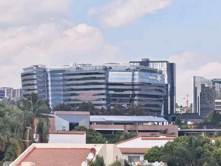 **3 bedroom 2 bath penthouse | apartment for   in Sandton