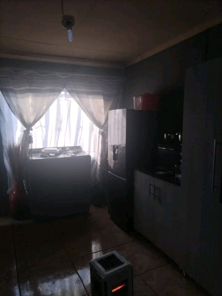 1 bedroom cottage available in basothong for   in Vosloorus