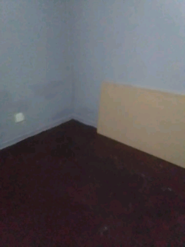 Big room with fitted wardrobe in a flat
26 a  in Regents Park