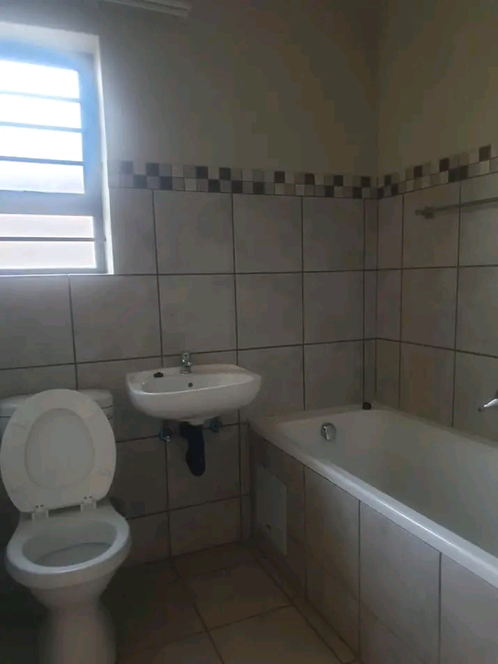 2 bedroom house for rental in soweto ext39 wi  in Protea Glen