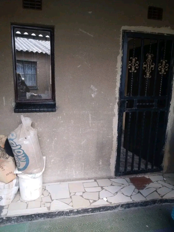 Senaoane room available close to chiawelo cli  in Senaoane