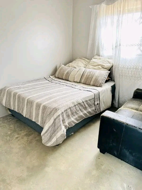3 bedroom house available in ext 45 north 
n  in Clayville