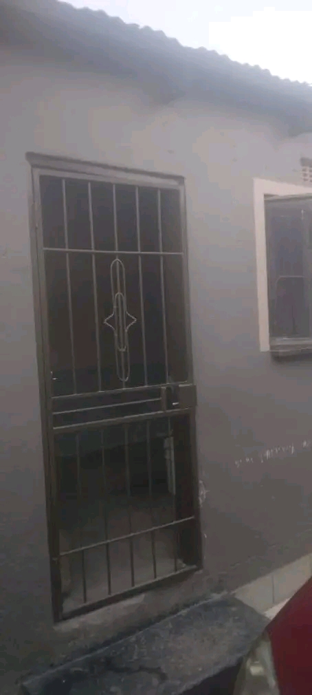 Room available at ema13 next to ivory high sc  in Ivory Park