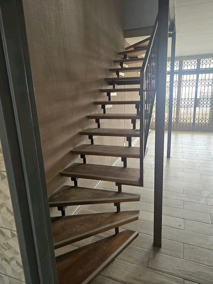 Townhouse available for rent,very secure comp  in Florida