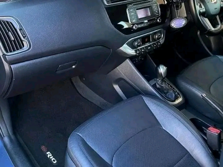 2017 kia rio hatchback
now available !! 
r5  in Bramely