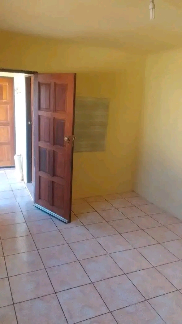 1400 big room to rent behind dbs mall mmesi p  in Dobsonville