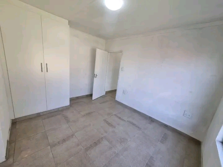 1 bedroom cottage with kitchenett,  bathroom   in Birch Acres