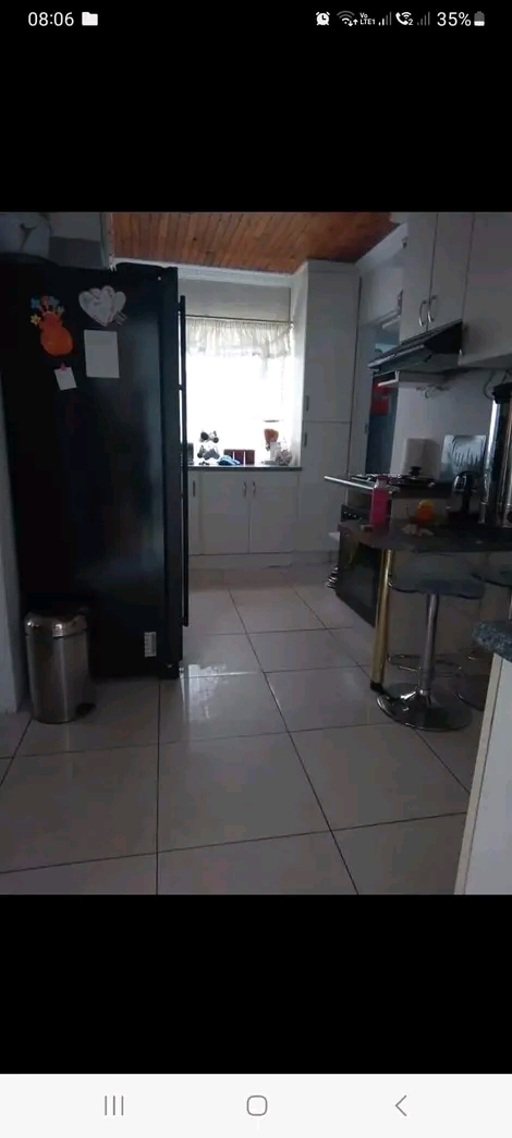 2 bedeoom house to let in z16. available imme  in Sebokeng
