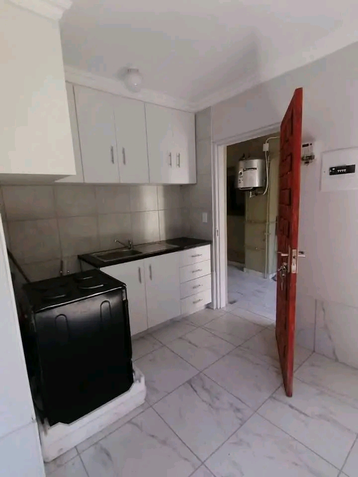 Bachelor unit for rent in ext 1!
we are plea  in Rabie ridge