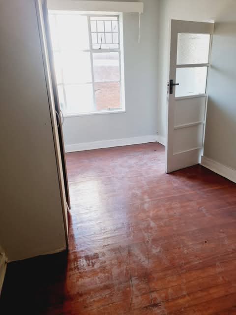 Absolutels for rent in east, johannesburg
**  in Bellevue