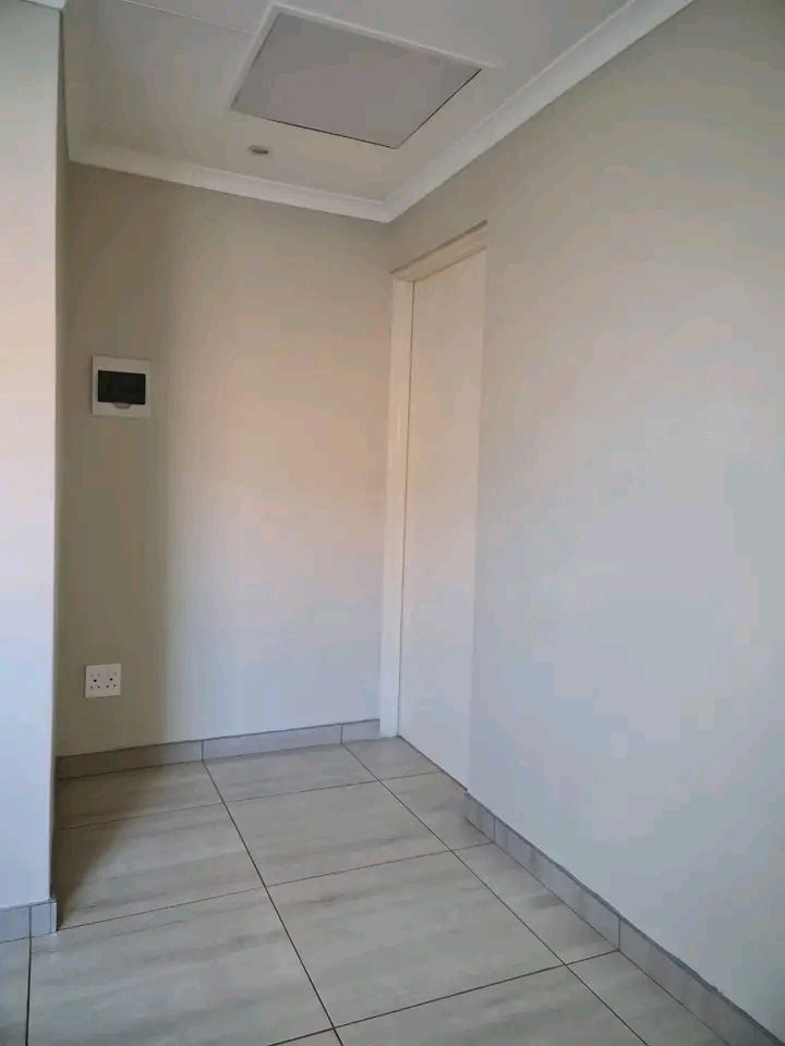 New built 1 bedroom cottage, available immedi  in Vosloorus