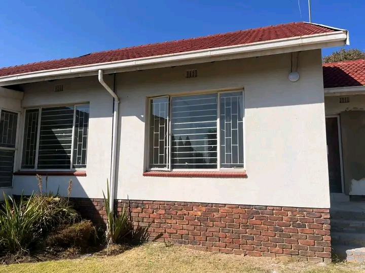 Newly renovated two bedroom cottages are avai  in Esther Park
