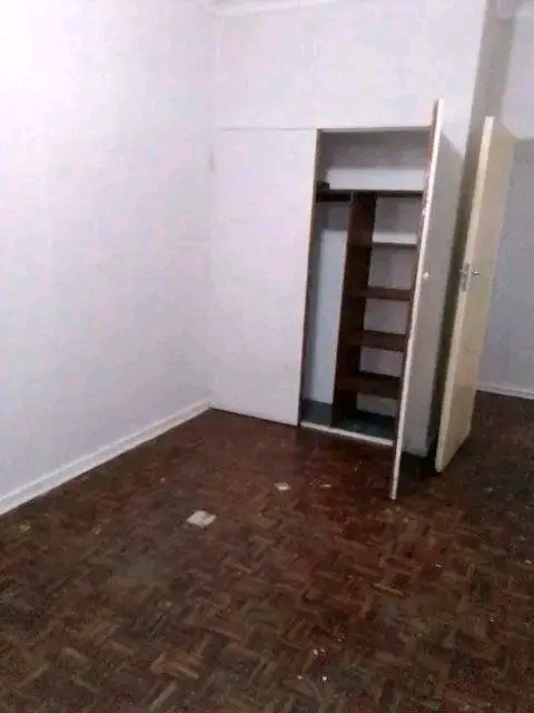 Inside room available now white wardrobe incl  in Bezuidenhout Valley