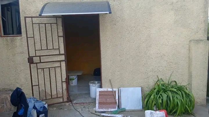 Room to rent available at umfuyaneng
-tiled   in Tembisa