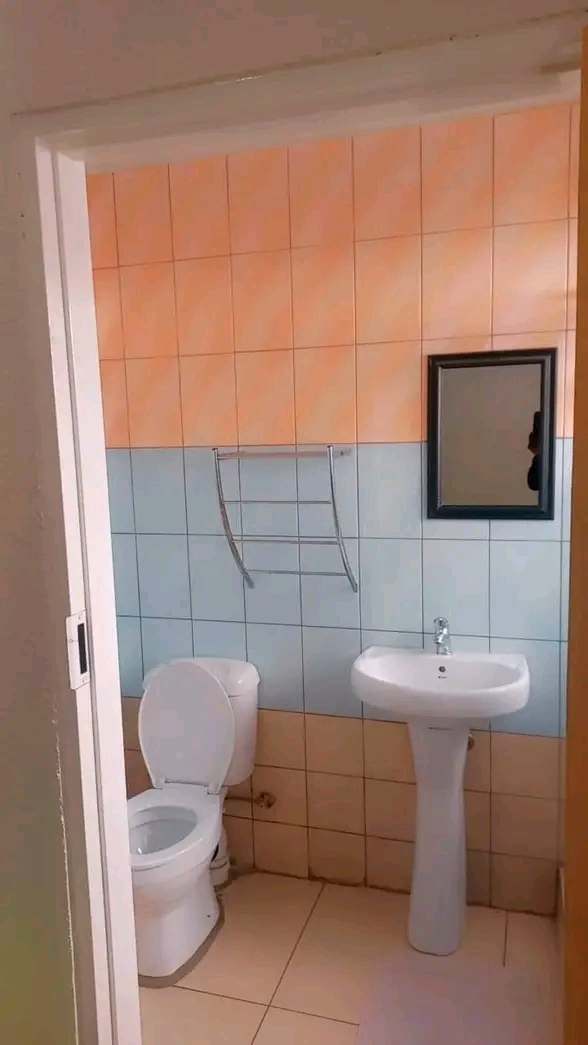 Milly guest house (34 princes street troyevil  in Troyeville