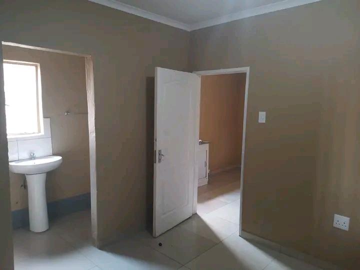 2 room cottage now available for immediate oc  in Protea Glen