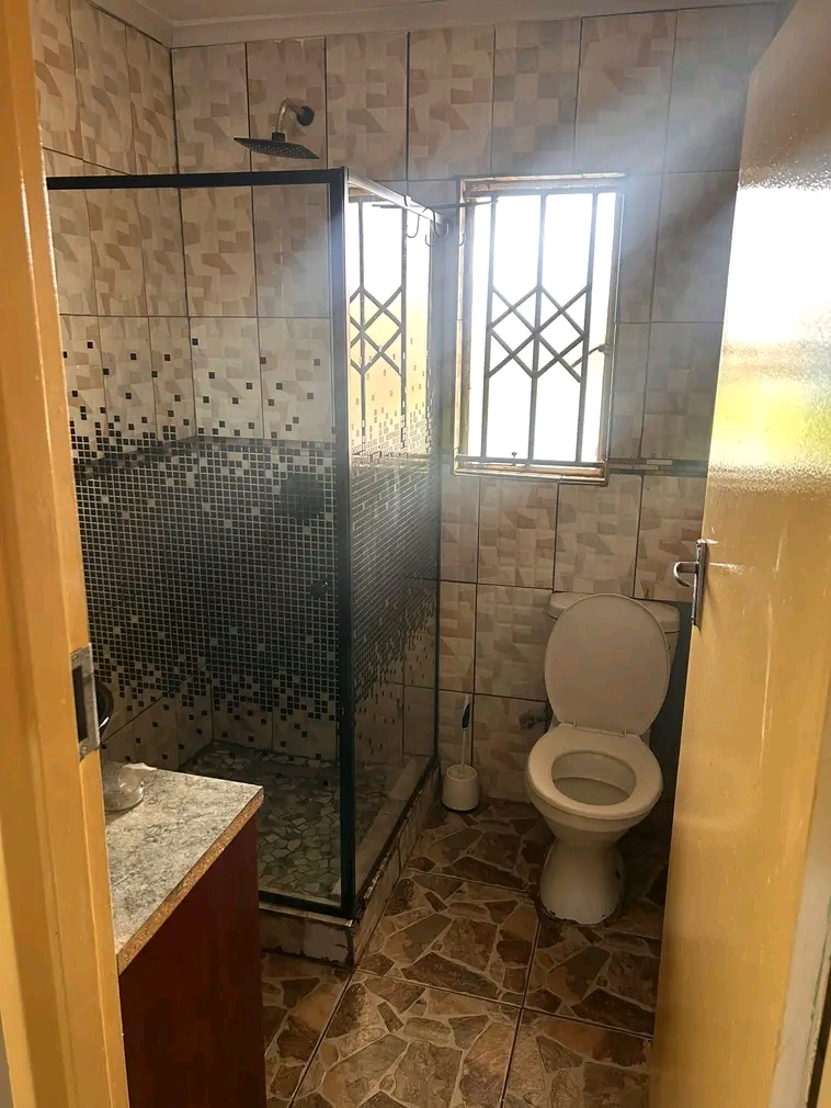 House for rental 
protea glen ext 22
2 bedr  in Protea Glen