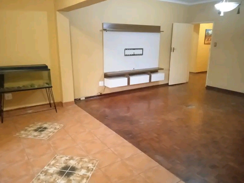 To let 2 rooms available in sharing house.. n  in Kensington