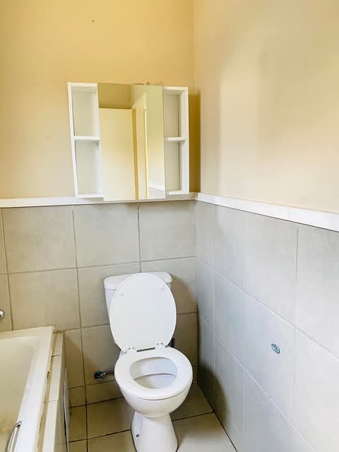 2 bedroom house available for rental new deve  in South Hills