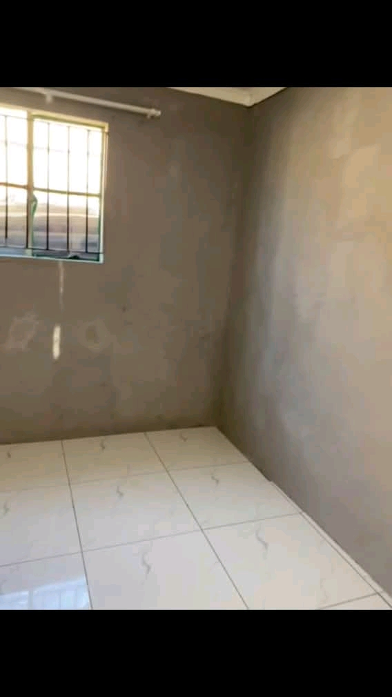 Big room available immediately in ext 1 not f  in Dlamini