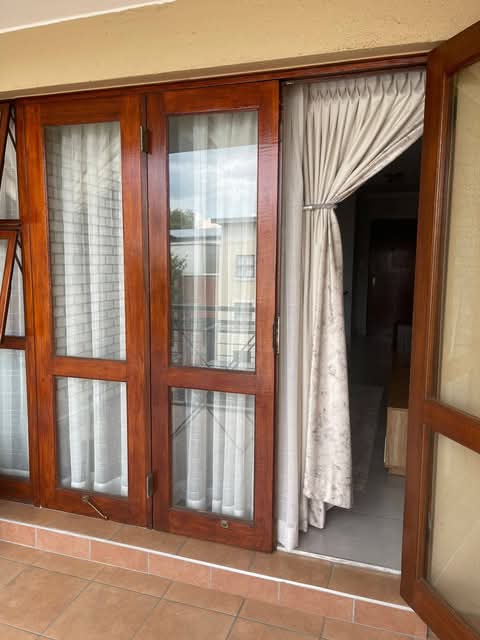 A beautiful, opulent and classy 2 bed 2 bath   in Ferndale