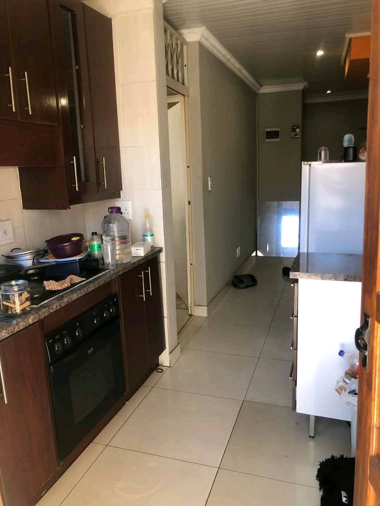 Cottage available immediately wit fitted kitc  in Birch Acres