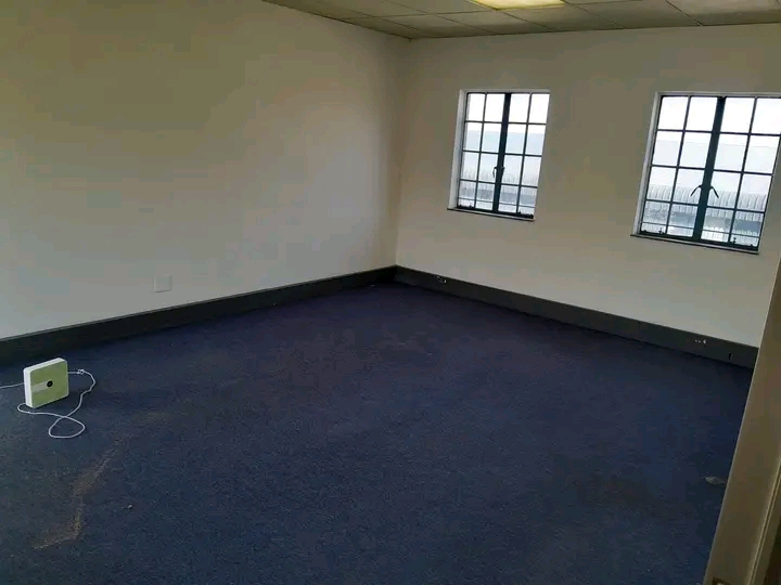 I have this empty office space for r5500 mont  in Midrand