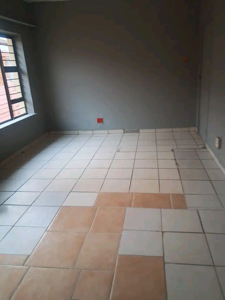 Hi everyone.  this beautiful ,very clean and   in Towerby