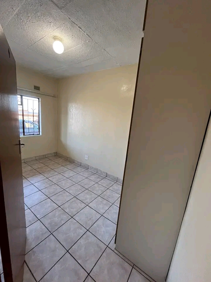 2 bedroom apartment available for rental in w  in Mamelodi