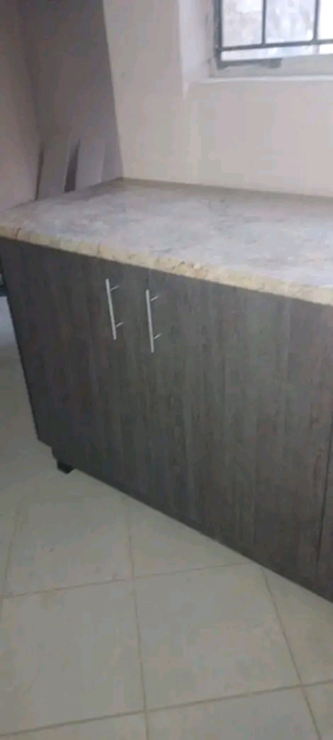 A spacious bachelor unit in ext 1.immediately  in Rabie ridge
