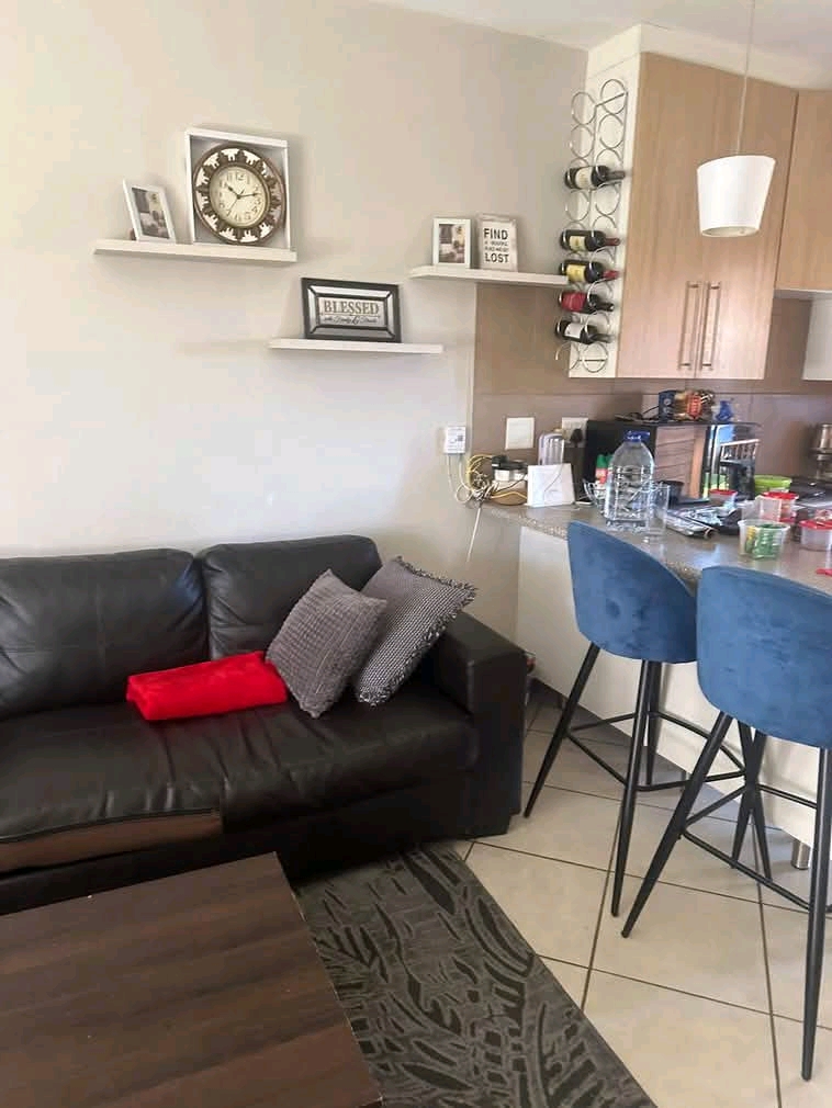 A beautiful private  ground floor 2 bedroom u  in Midrand