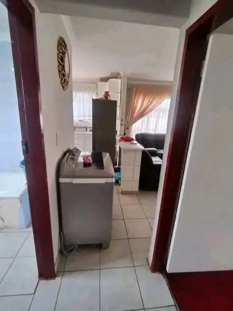 Two bedroom house available in marimba for 48  in Vosloorus
