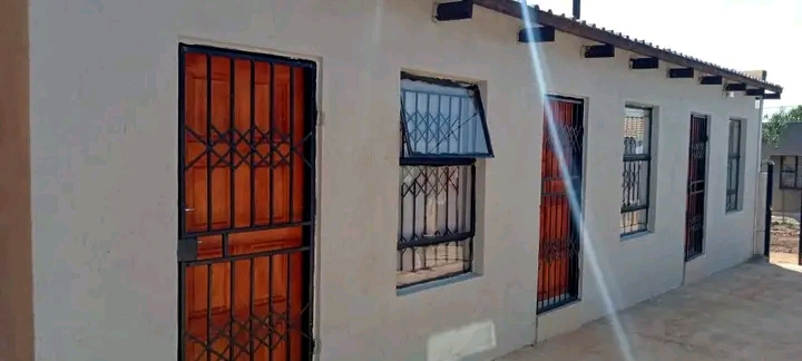Room available at nellmapius ext 24
call 082  in Mamelodi