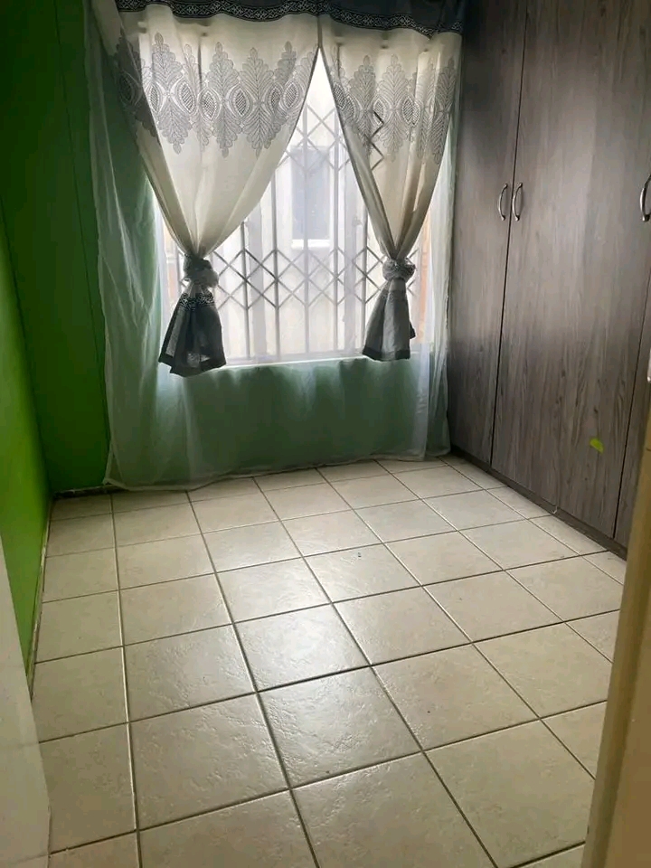 🏠 2 bedroom house to rent. this lovely hom  in Soweto