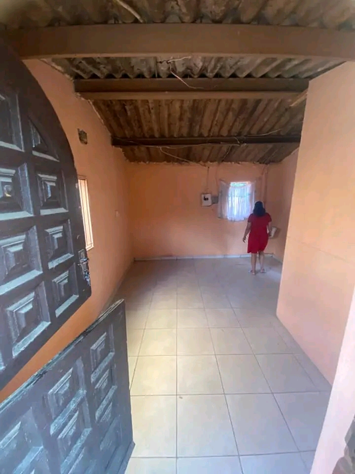Rdp available immediately near shoprite, 3k n  in Kaalfontein