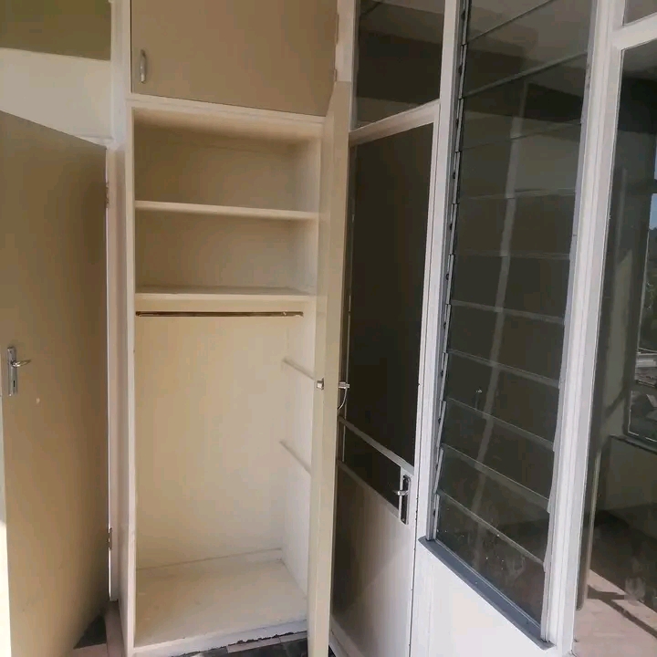 A balcony available for a lady with inbuilt w  in Pretoria