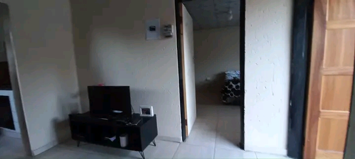 Open plan kitchen / lounge
.  1 bedroom with  in Kibler Park