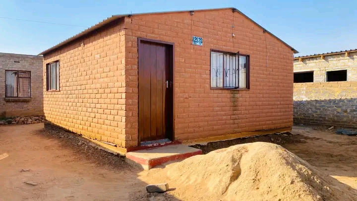 Ext 7a next to tshepana primary school,it s 1  in Orange Farm