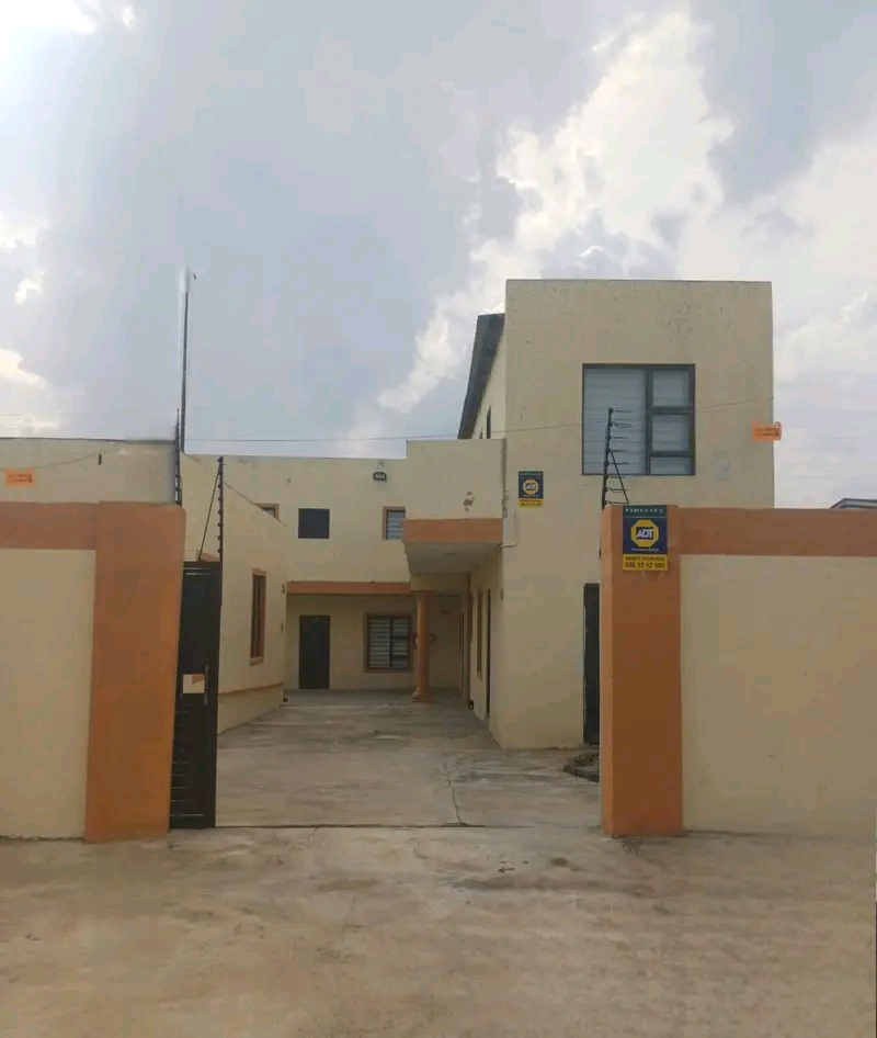 Nsfas accredited student accommodation availa  in Orlando East
