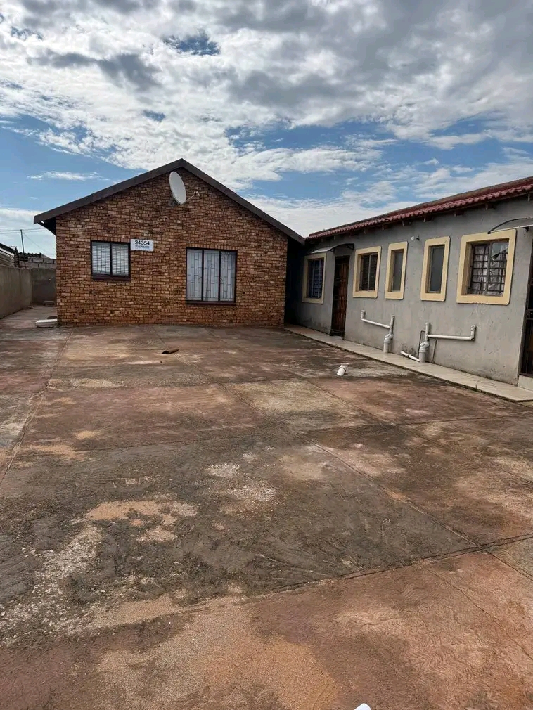 2 bedroom house available to rent at ext27 
  in Protea Glen