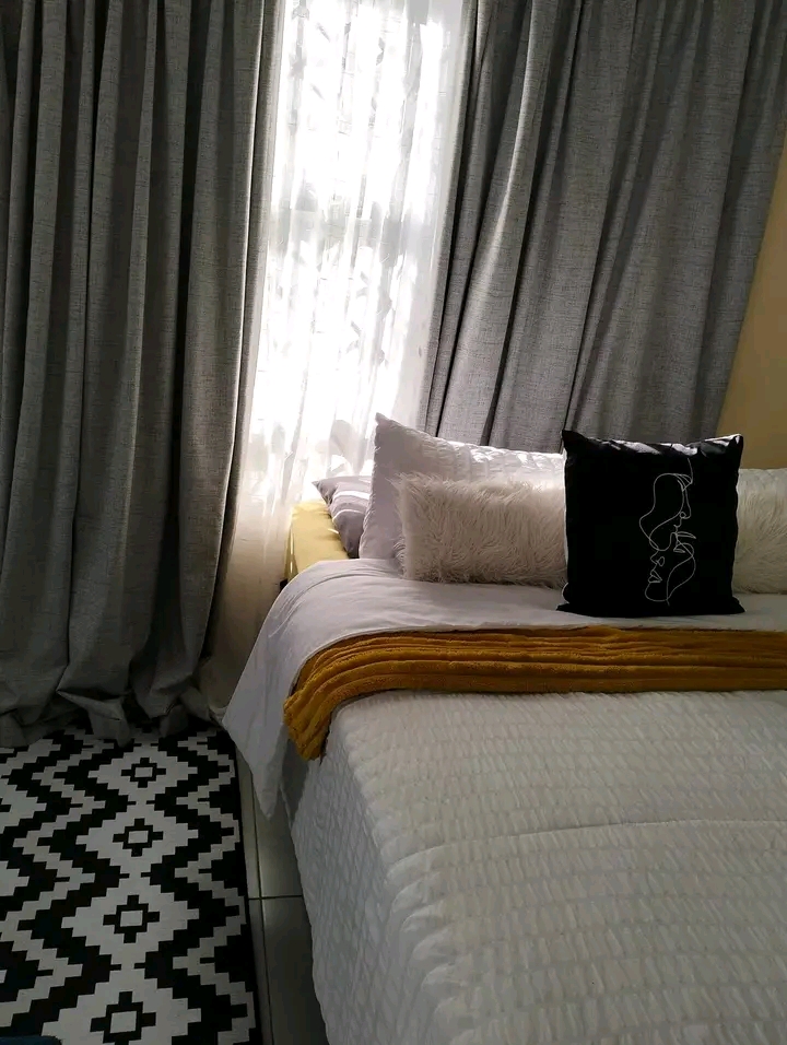 Cottage available extension 0 rental 3500 inc  in Cosmo City