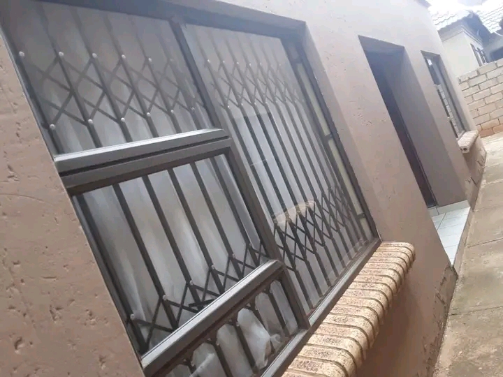 Room to rent at ext 2 near sasol garage. it i  in Braamfischer
