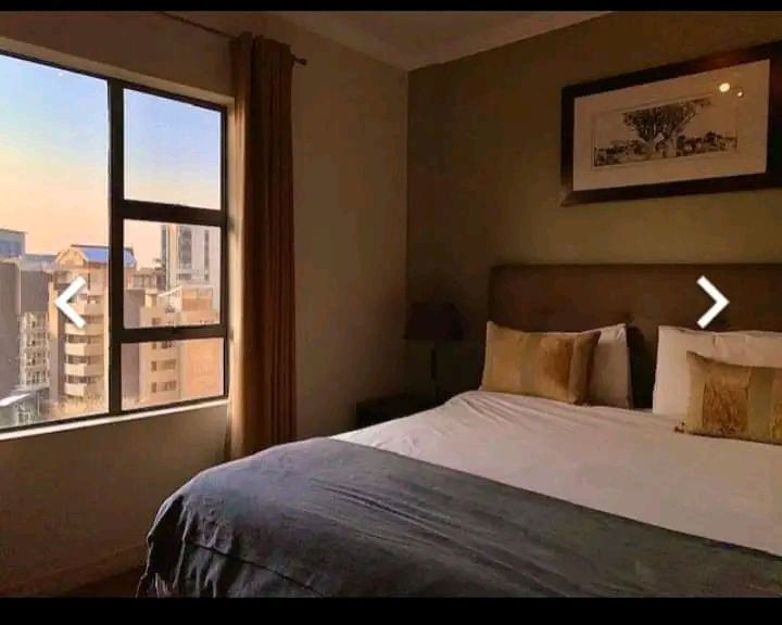2 bedroom 2 bathroom apartment located in the  in Sandton