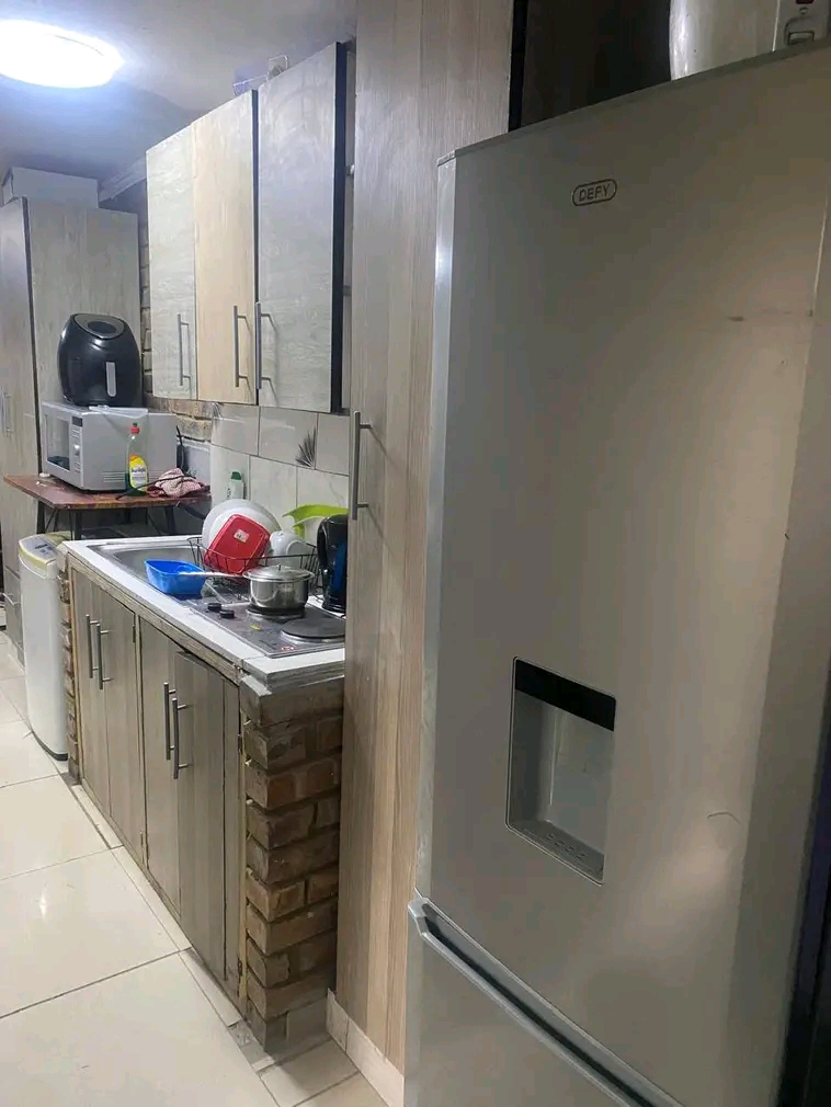 Cottage available
r4500
deposit 4500 payabl  in Birchleigh