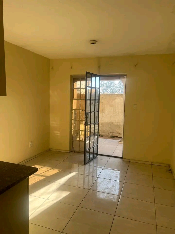 3 bedroom house to rent.fully furnished and w  in Ebony Park