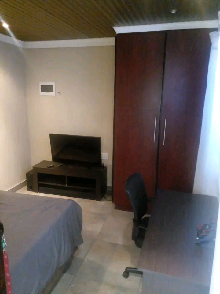 Cottage available as from the 1st of the mont  in Cosmo City