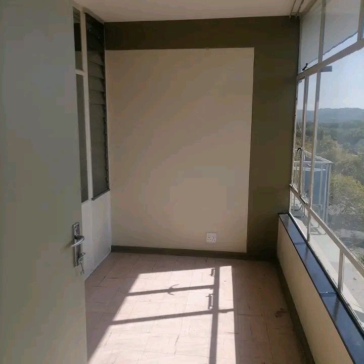 A balcony available for a lady with inbuilt w  in Pretoria
