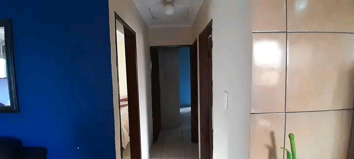 2 bedroom main with ensuit, 2bathrooms, loung  in Leondale