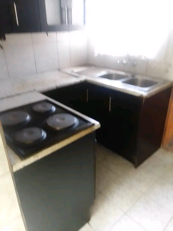 A loan standing 3  bedroom house available fo  in Vosloorus